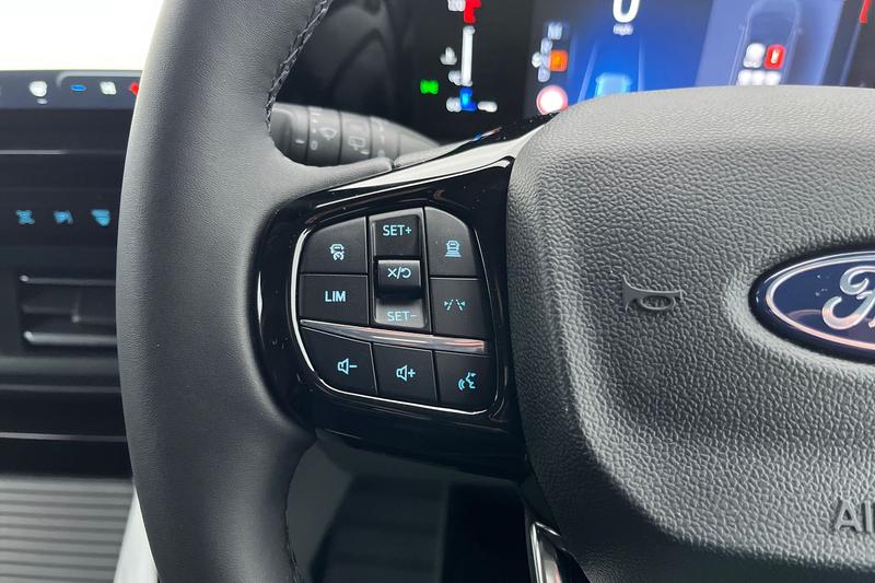 Used Ford Tourneo Custom 2024 for sale - 77848731: Photo 14