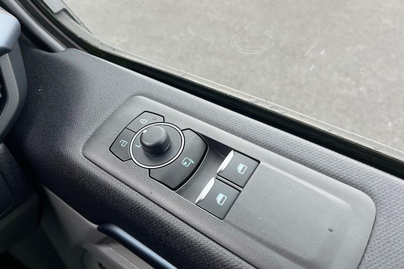 Used Ford Tourneo Custom 2024 for sale - 77848731: Photo 8