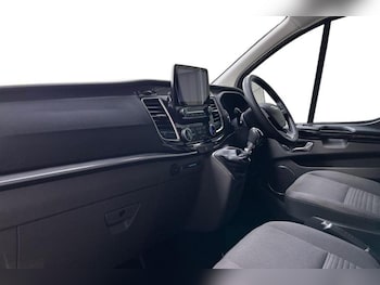 Used Ford Tourneo Custom 2023 for sale - 76202254: Photo 4