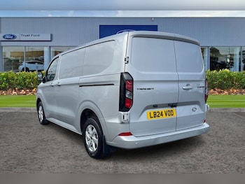 Used Ford Transit Custom 2024 for sale - 76222576: Photo 2