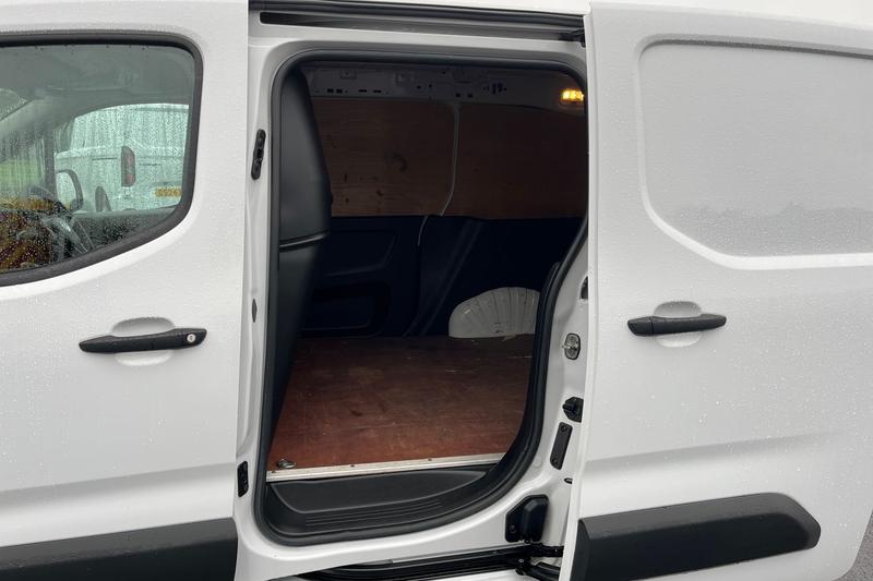 Used Vauxhall Combo 2022 for sale - 76302720: Photo 10