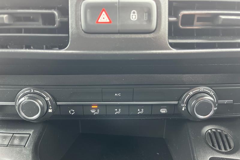 Used Vauxhall Combo 2022 for sale - 76302720: Photo 17