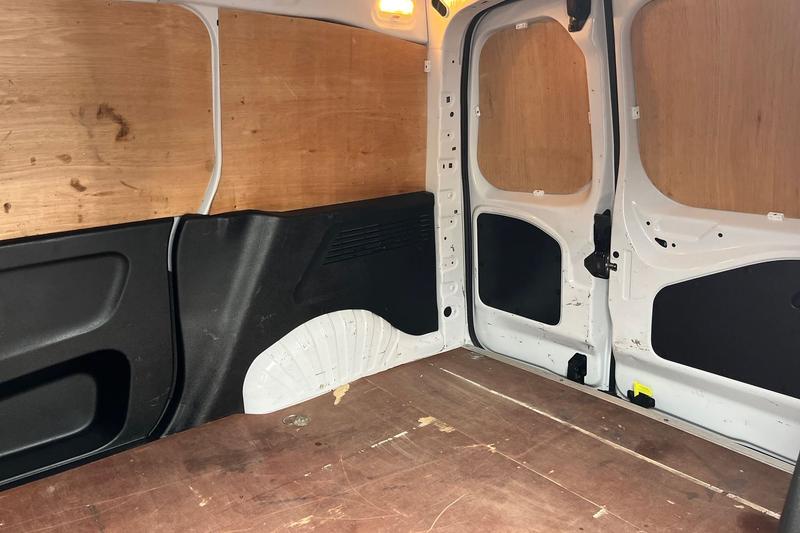 Used Vauxhall Combo 2022 for sale - 76302720: Photo 4