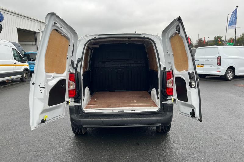 Used Vauxhall Combo 2022 for sale - 76302720: Photo 6
