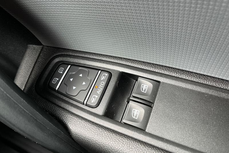 Used Nissan Other 2023 for sale - 78153010: Photo 9