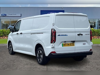 Used Ford Transit Custom 2024 for sale - 78929720: Photo