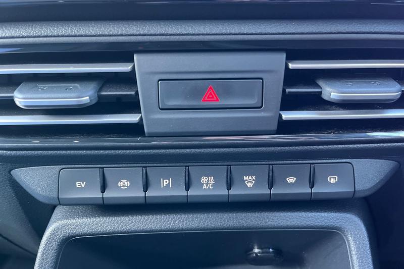 Used Ford Transit Connect 2025 for sale - 76738893: Photo 24