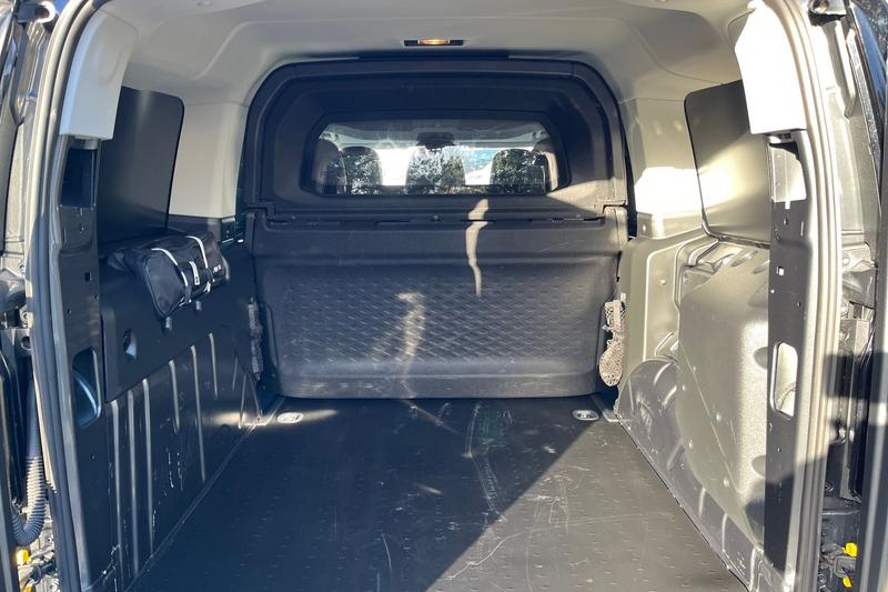 Used Ford Transit Connect 2025 for sale - 76738893: Photo 5