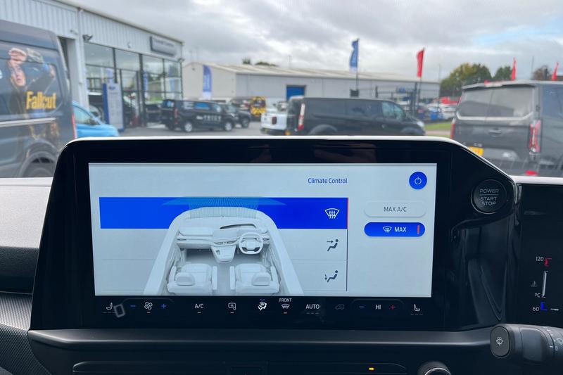 Used Ford Transit Custom 2024 for sale - 77176457: Photo 18