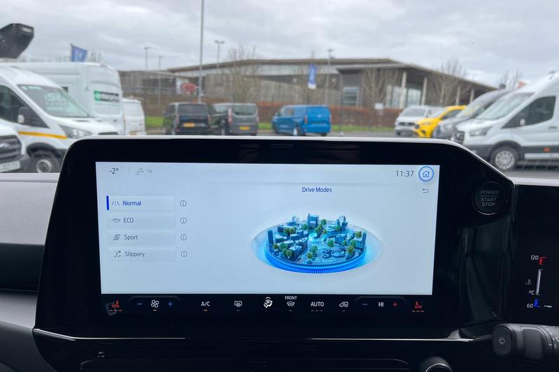 Used Ford Tourneo Custom 2024 for sale - 77665740: Photo 30