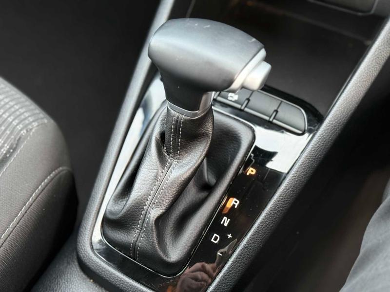 Used Kia Stonic 2023 for sale - 77462542: Photo 35