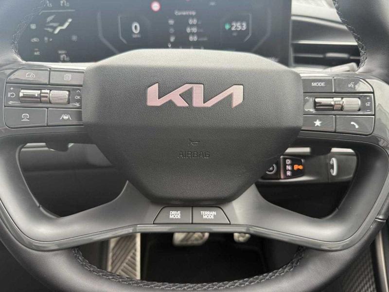 Vehicle 33