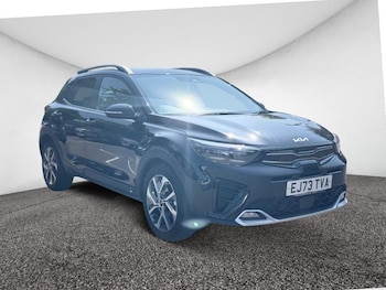 Used Kia Stonic 2023 for sale - 79170330: Photo