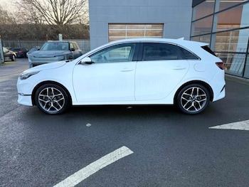 Used Kia Ceed 2023 for sale - 77198966: Photo