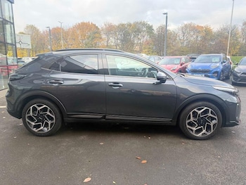 Used Kia XCeed 2023 for sale - 76384978: Photo