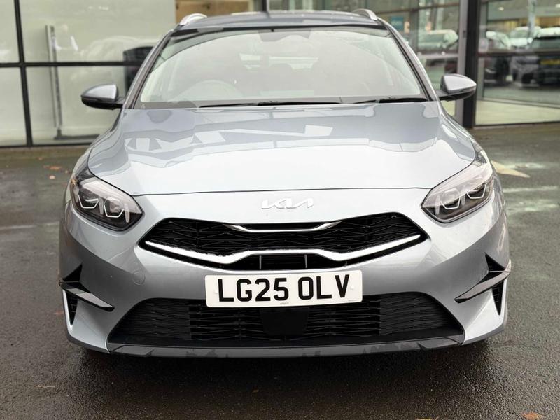 Used Kia Ceed 2025 for sale - 76534382: Photo 2