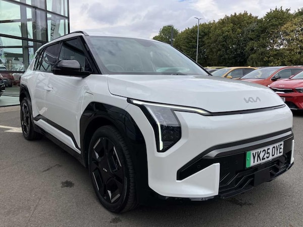 Used Kia EV3 2025 for sale - 76202220: Photo 1