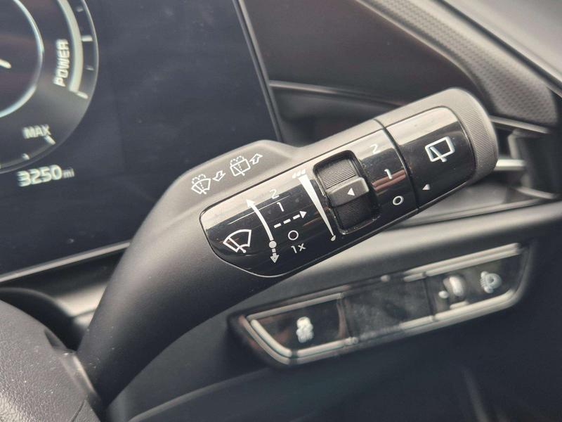 Used Kia Niro 2024 for sale - 76255342: Photo 35