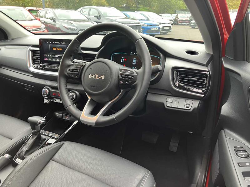 Used Kia Stonic 2024 for sale - 76216564: Photo 13