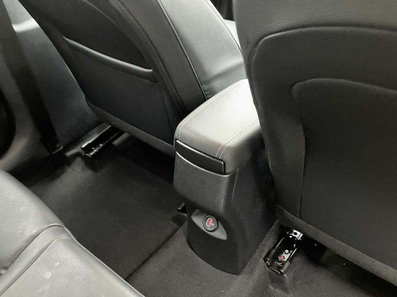 Used Kia Stonic 2024 for sale - 76216564: Photo 18