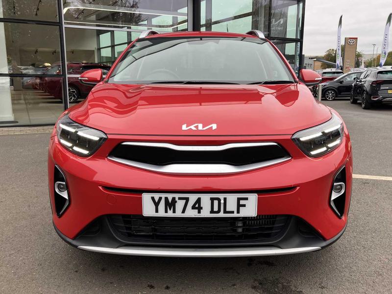 Used Kia Stonic 2024 for sale - 76216564: Photo 2