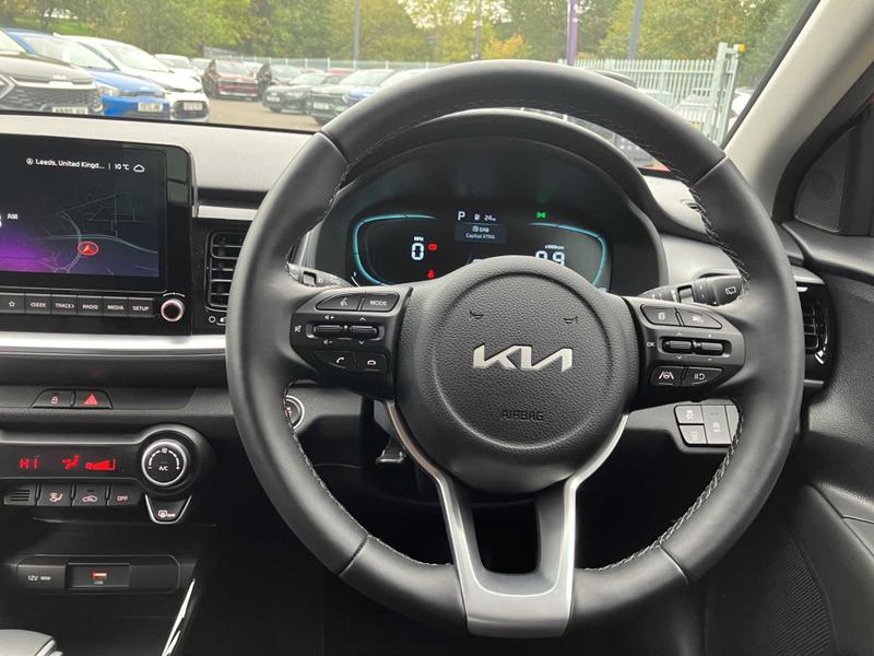 Used Kia Stonic 2024 for sale - 76216564: Photo 25