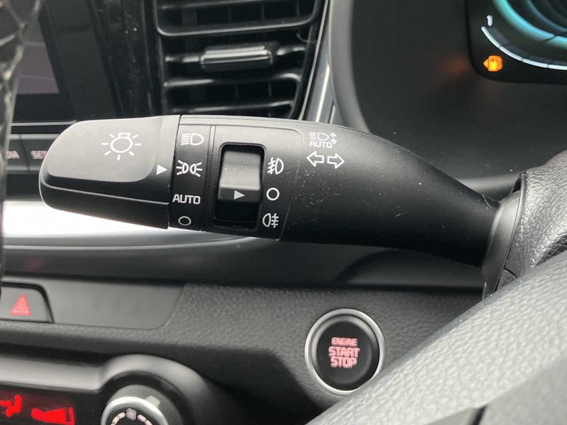 Used Kia Stonic 2024 for sale - 76216564: Photo 29