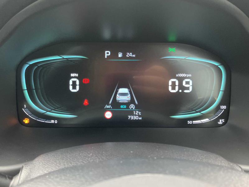 Used Kia Stonic 2024 for sale - 76216564: Photo 30