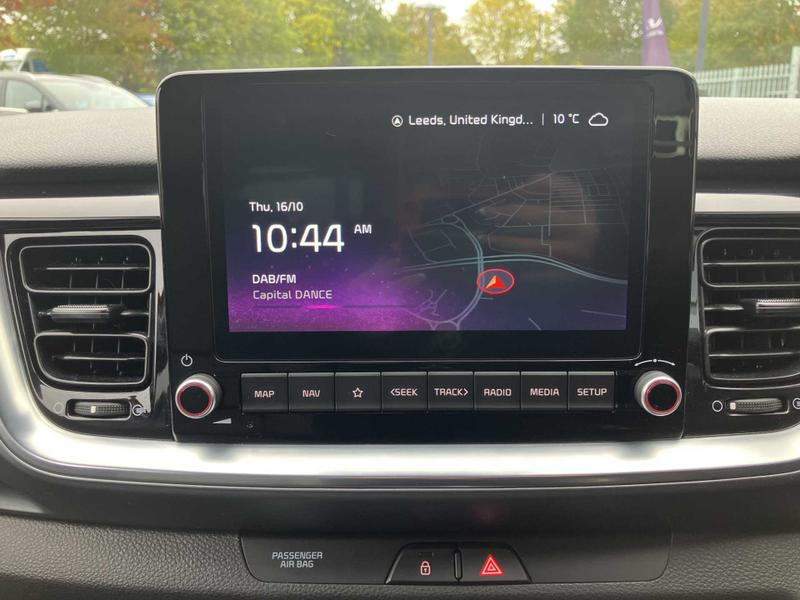 Used Kia Stonic 2024 for sale - 76216564: Photo 32