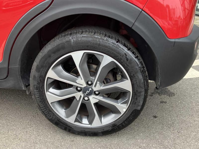 Used Kia Stonic 2024 for sale - 76216564: Photo 9