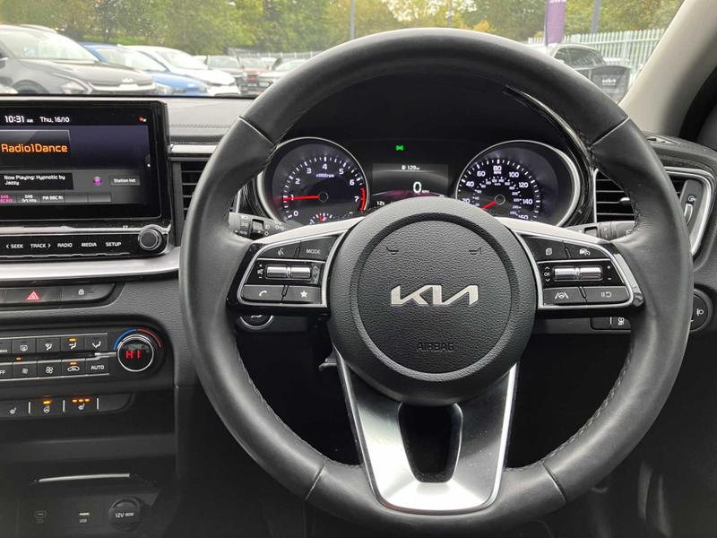 Used Kia XCeed 2023 for sale - 76222623: Photo 25