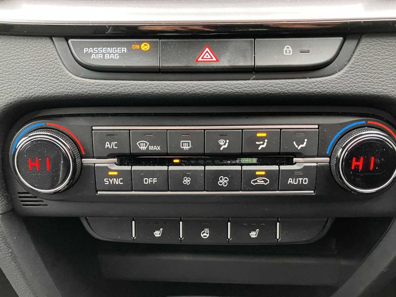 Used Kia XCeed 2023 for sale - 76222623: Photo 35
