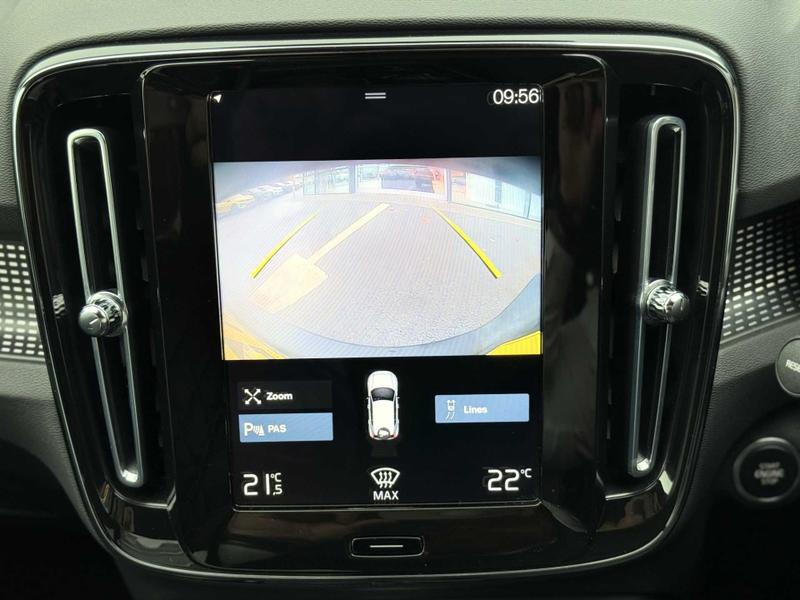 Used Volvo XC40 2021 for sale - 75898037: Photo 32