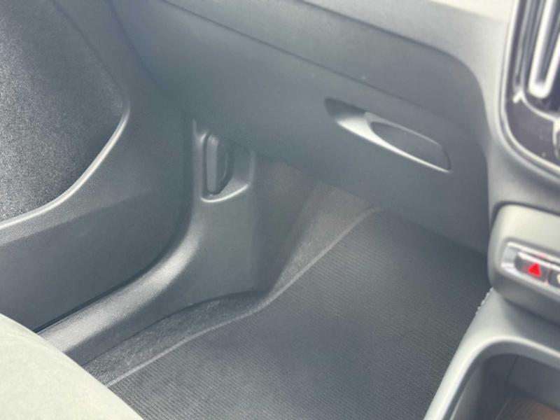 Used Volvo XC40 2021 for sale - 75898037: Photo 40