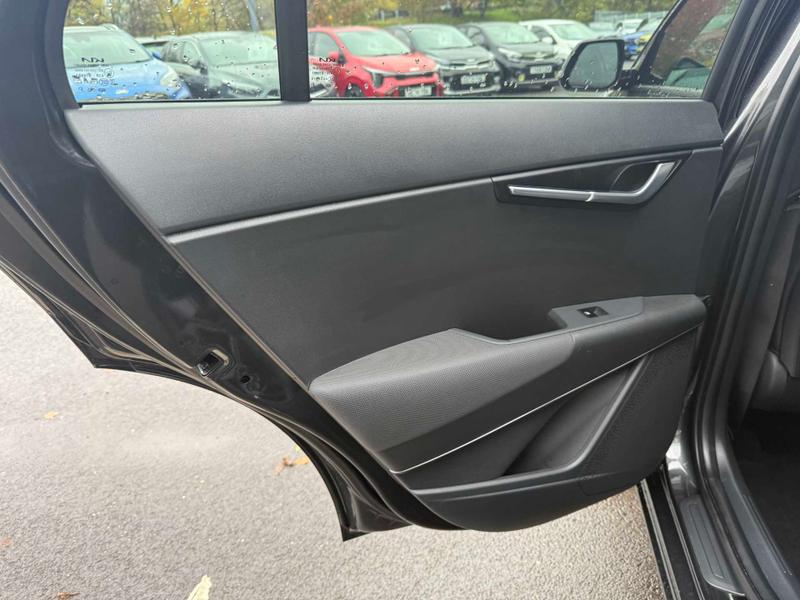 Used Kia Niro 2025 for sale - 76640960: Photo 21