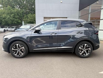 Used Kia Sportage 2023 for sale - 79108096: Photo