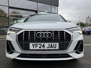 Used Audi Q3 2024 for sale - 76117563: Photo