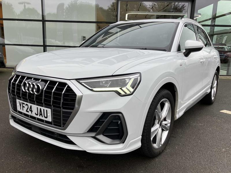 Used Audi Q3 2024 for sale - 76117563: Photo 3