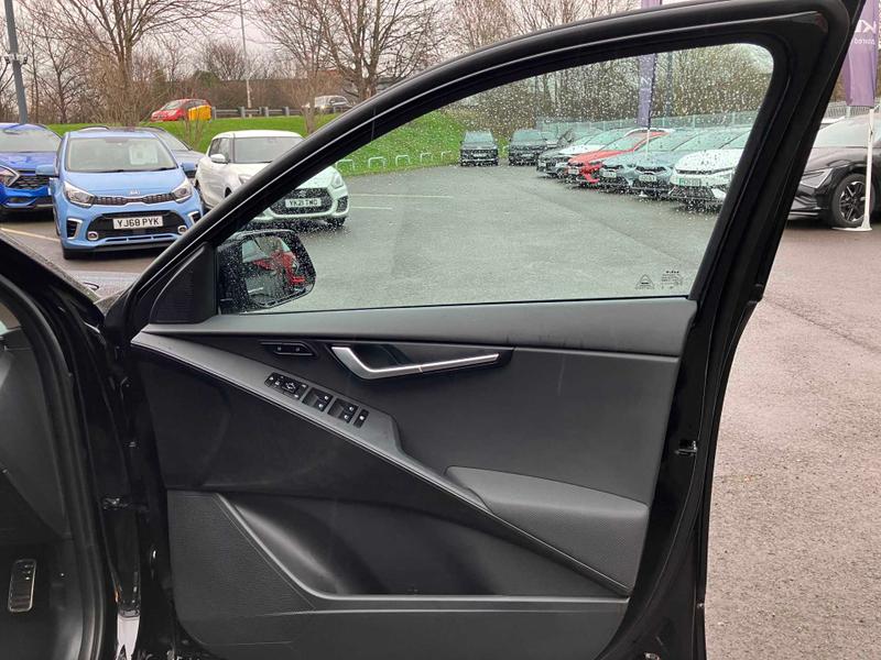 Used Kia Niro 2025 for sale - 76960748: Photo 15