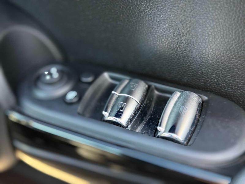 Used MINI Convertible for sale - 77989112: Photo 21