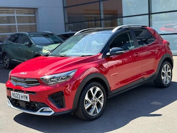 Used Kia Stonic 2023 for sale - 79081085: Photo
