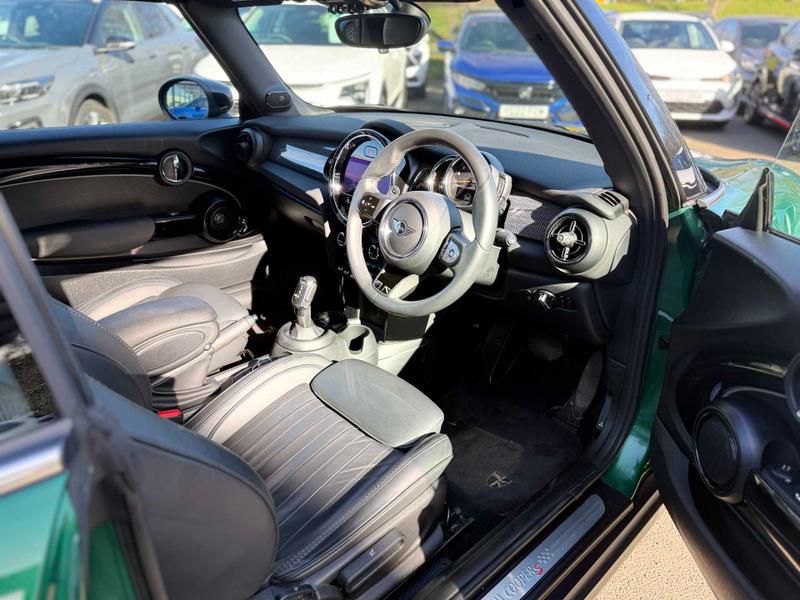 Used MINI Convertible 2022 for sale - 77733257: Photo 20