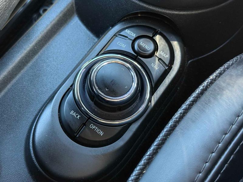 Used MINI Convertible 2022 for sale - 77733257: Photo 38