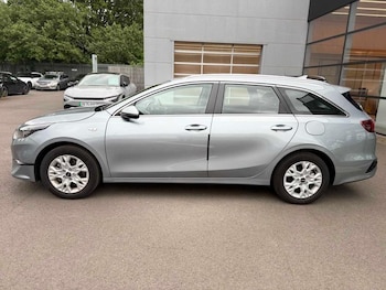 Used Kia Ceed 2024 for sale - 78671197: Photo