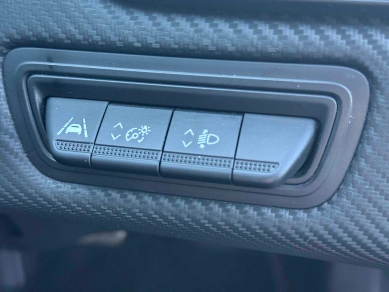 Used Renault Clio 2023 for sale - 77563559: Photo 17