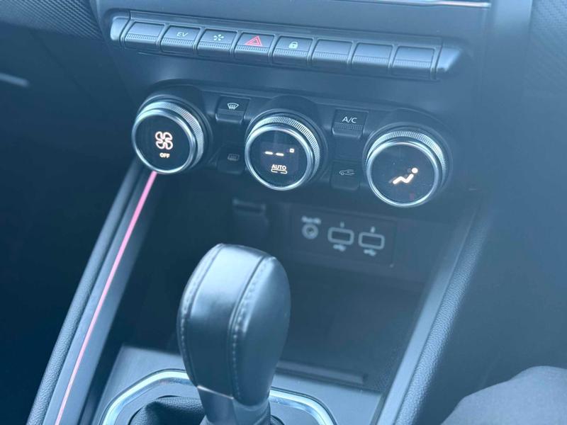 Used Renault Clio 2023 for sale - 77563559: Photo 31