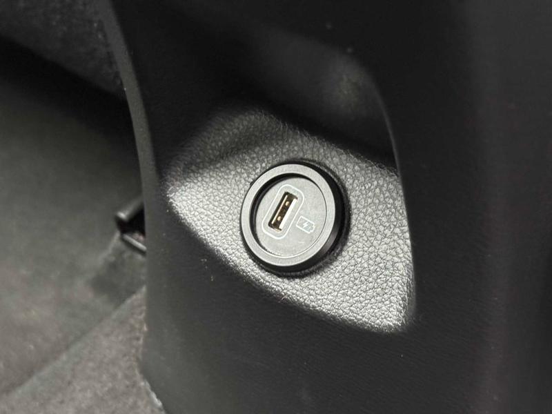 Used Kia Stonic 2022 for sale - 77412887: Photo 23