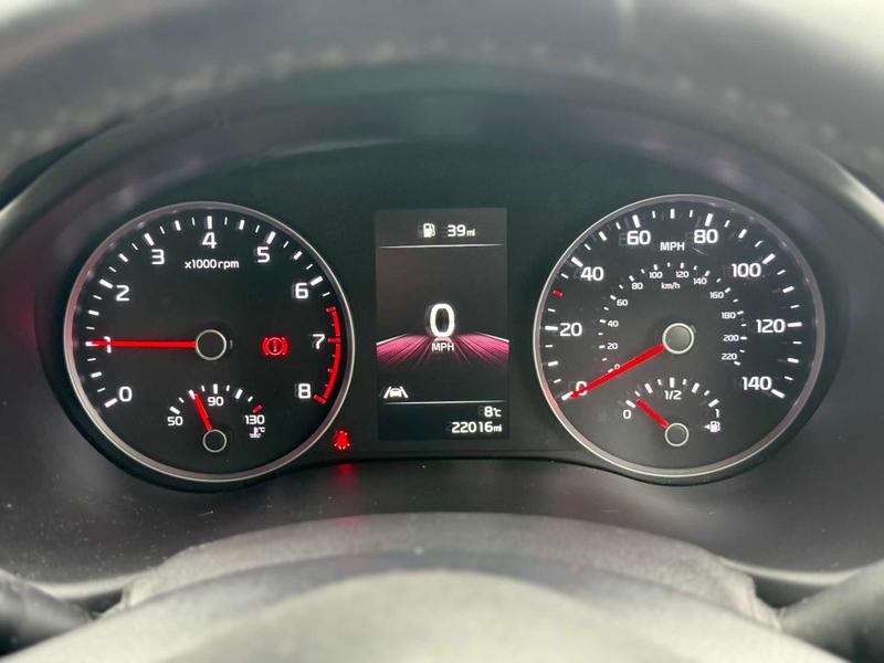 Used Kia Stonic 2022 for sale - 77412887: Photo 32