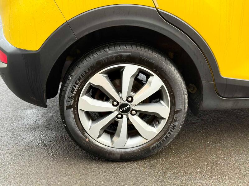 Used Kia Stonic 2023 for sale - 77063887: Photo 13