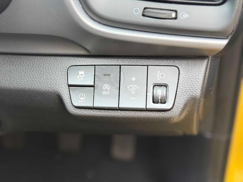 Used Kia Stonic 2023 for sale - 77063887: Photo 19